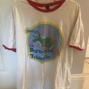 HotTopic Unisex Men’s Graphic Tee Welcome To The Bermuda Triangle Plus Size XXL